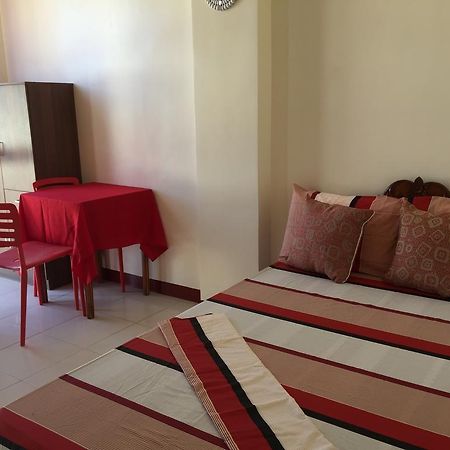 C Tower Studio Apartments 푸에르토프린세사 외부 사진