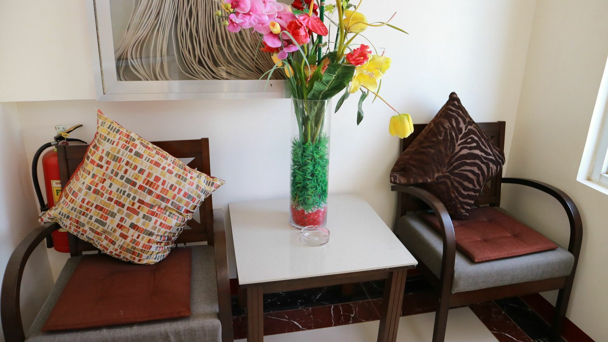 C Tower Studio Apartments 푸에르토프린세사 외부 사진