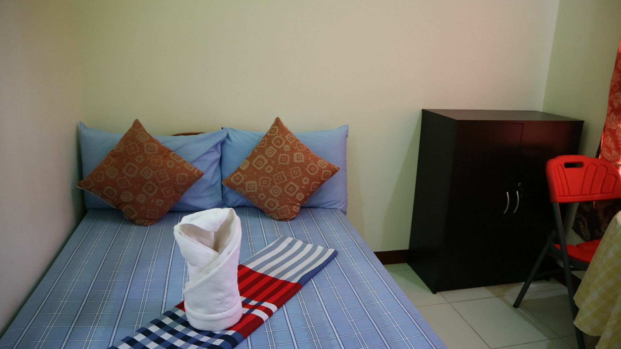 C Tower Studio Apartments 푸에르토프린세사 외부 사진